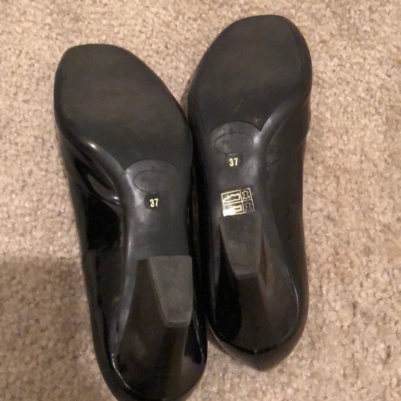 Prada heels - Picture 5 of 5